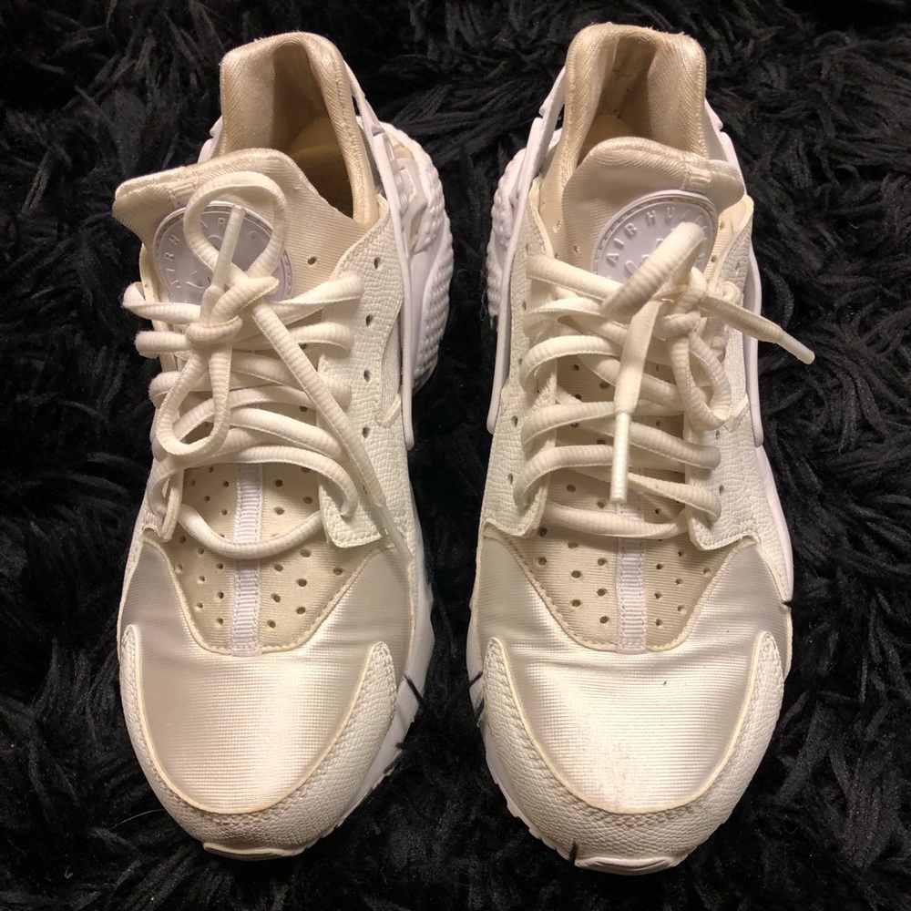 White and cream huarache